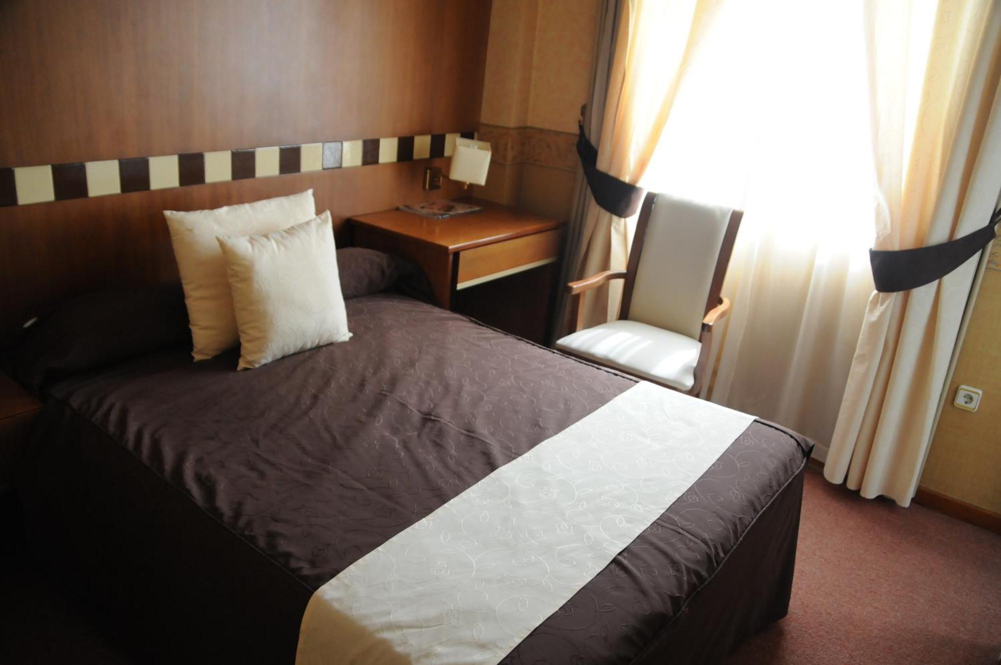 Hotel Las Yucas Atarfe Ruang foto