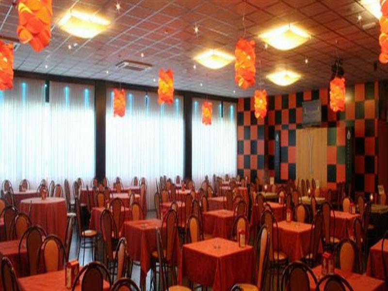 Hotel Las Yucas Atarfe Bagian luar foto
