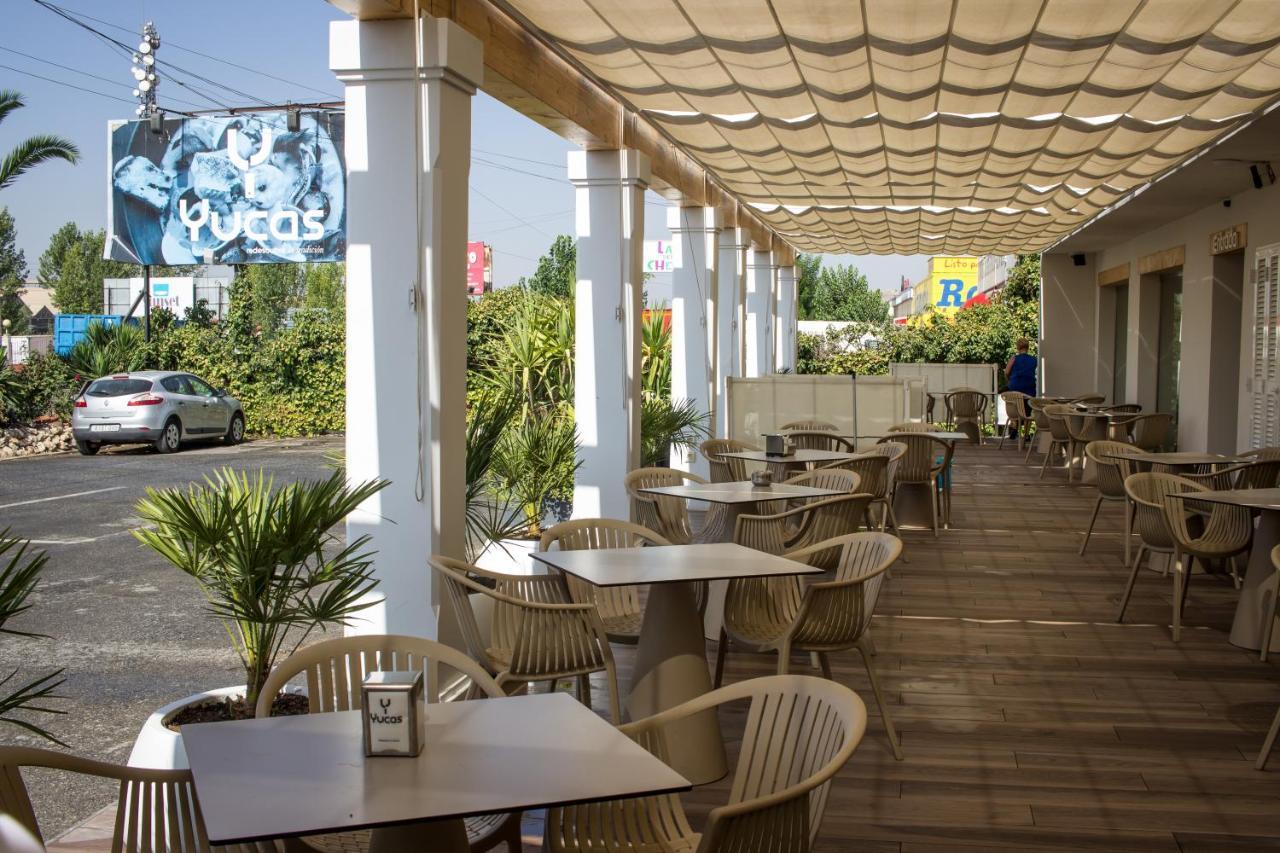 Hotel Las Yucas Atarfe Bagian luar foto